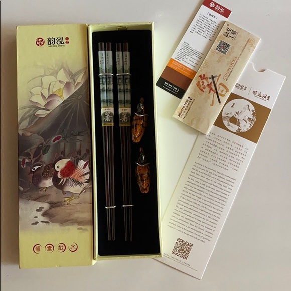 New Chopsticks Set - Mandarin Duck with chopstick holder. Kitchen dinnerware! - Picture 2 of 6